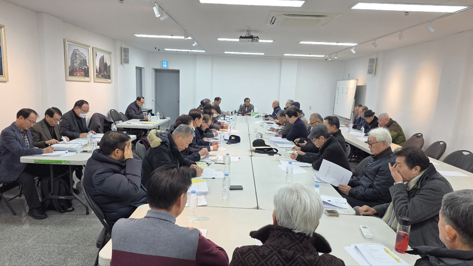 2025년도 제 6회 정기이사회 (2026. 12. 30. (화)   11:00)